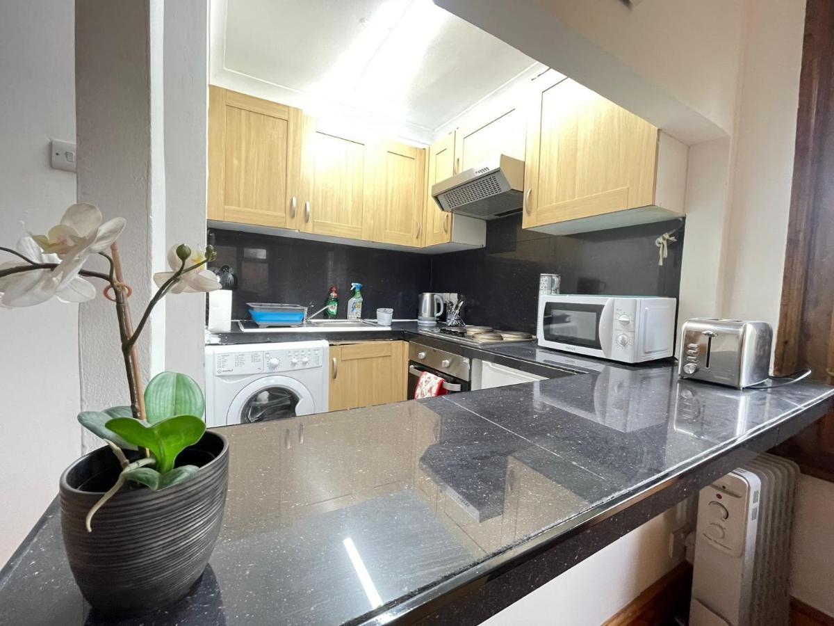 Private Double Room In Stratford Londres Exterior foto
